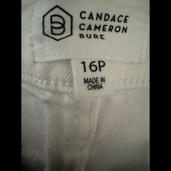 Candace Cameron Bure White Distressed Shorts 16P Petite NWOT Cotton Blend - Picture 9 of 11